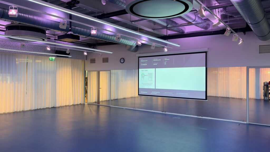 videoprojecteur chez CK Fitness esch videoprojecteur chez CK Fitness esch