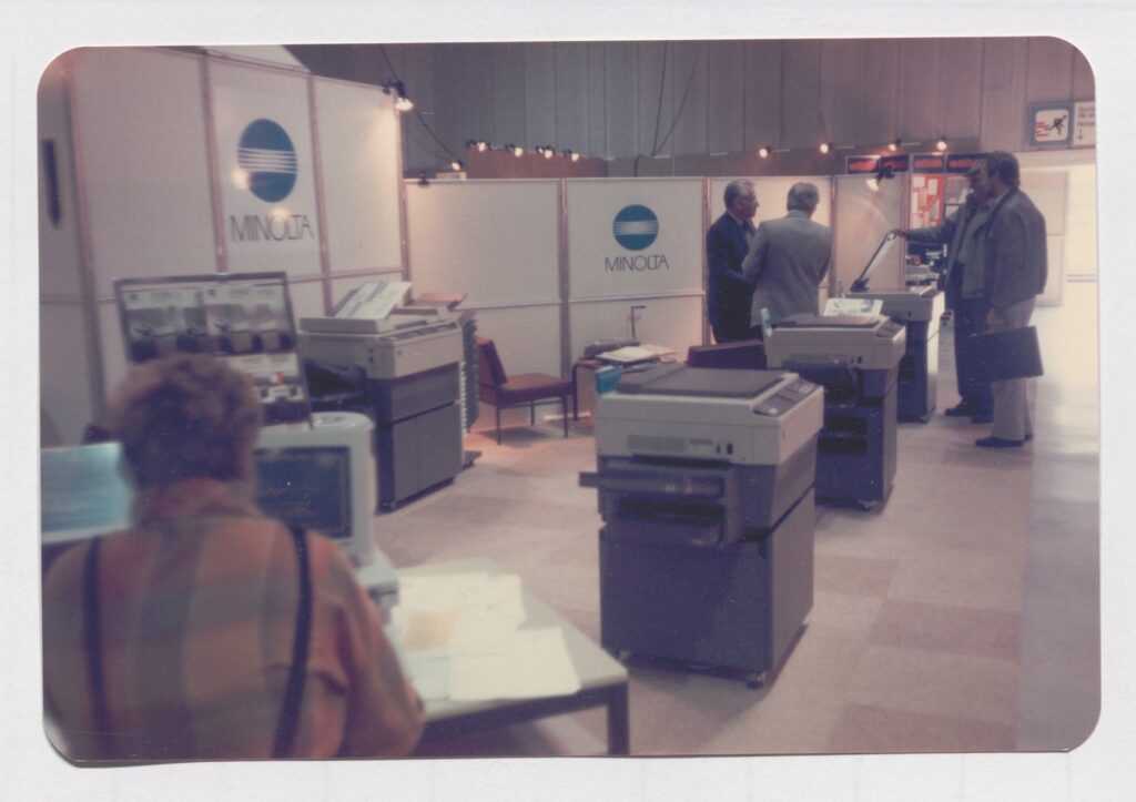 Konica Minolta et CK Konica Minolta et CK