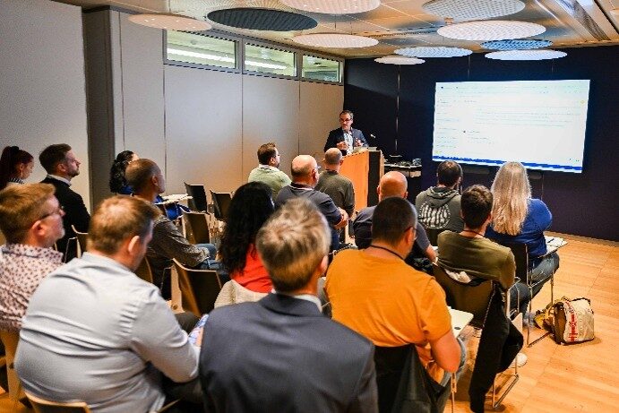 Salle de conférrence chez CK lors du Tomorrow's Office